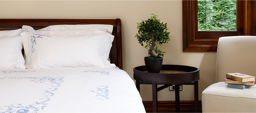 Bespoke Linen Mobile Banner